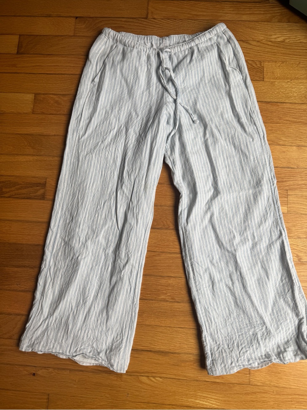 Hollister Wide Leg Blue & White Linen Pants - size XXS